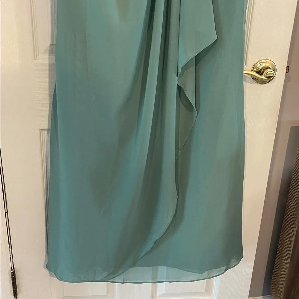 Formal Long Gown - Picture 10 of 15